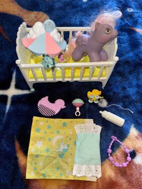 Vintage My Little Pony Sweet Dreams Crib And Accessories